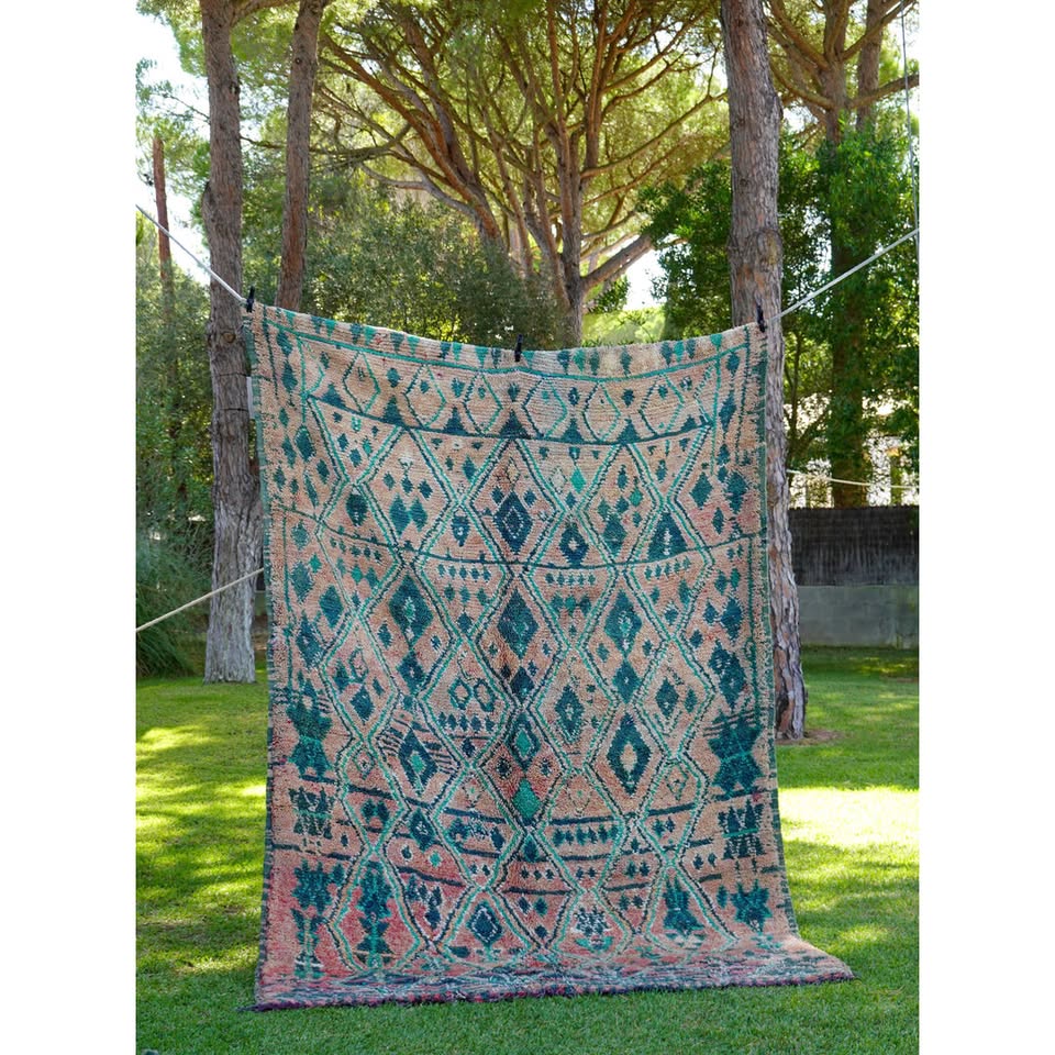 Alfombra rosa vintage Beni Mguild